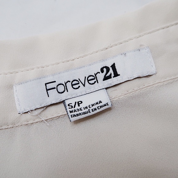 Forever 21 | Cream Collared Button Down Top - Picture 4 of 4